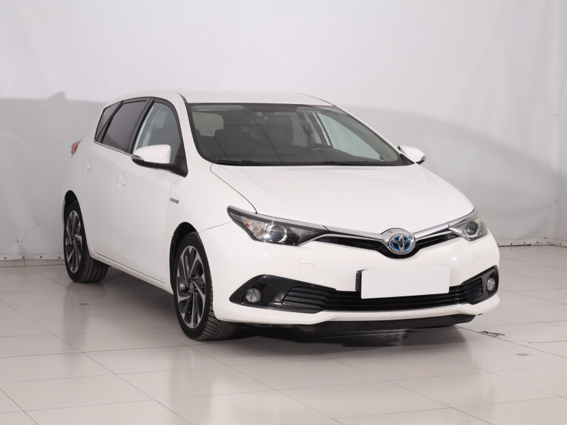 Toyota Auris, 2016