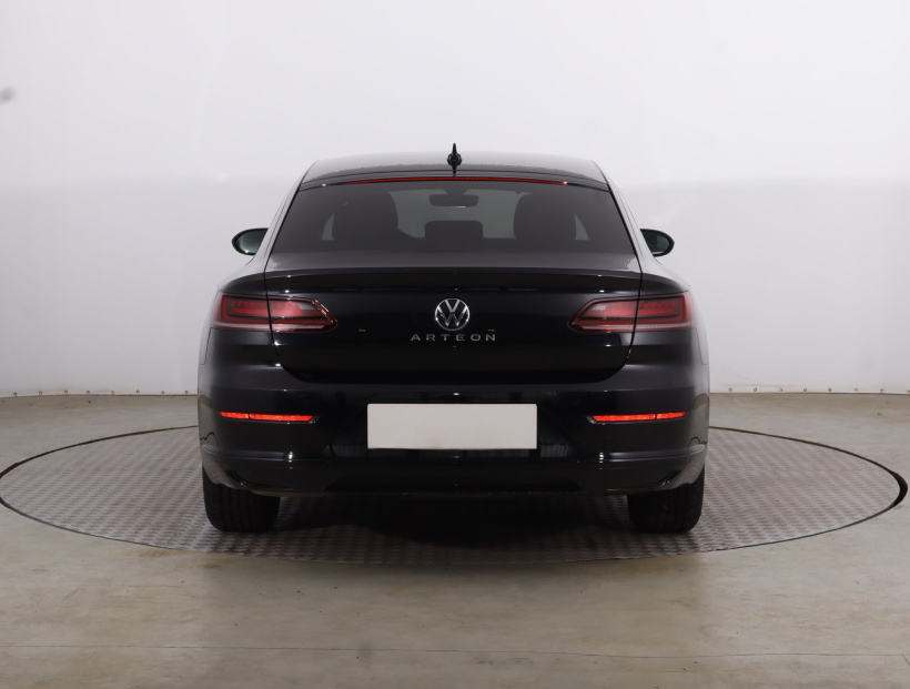 Volkswagen Arteon, 2021