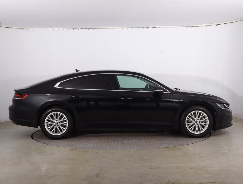 Volkswagen Arteon, 2021