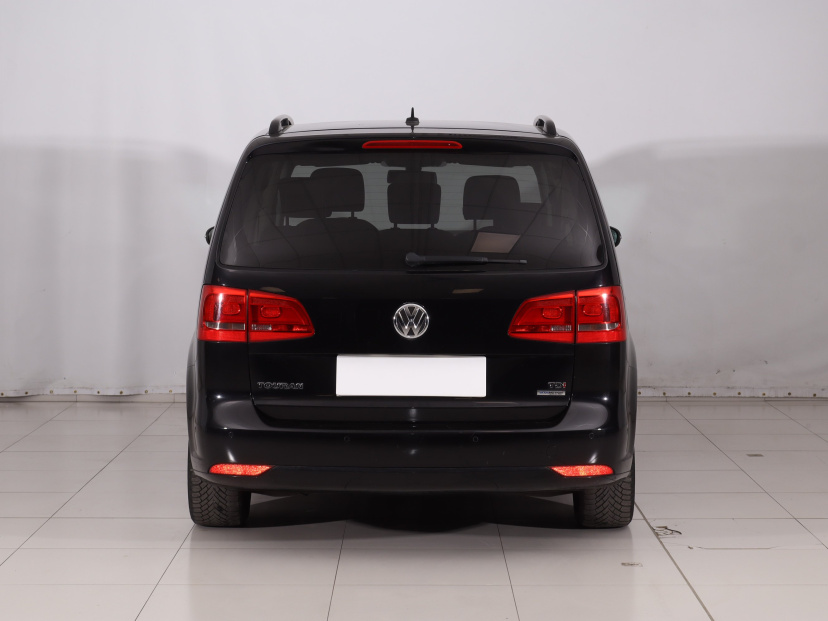 Volkswagen Touran, 2012