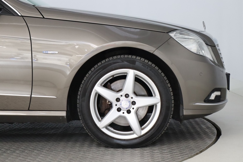Mercedes-Benz E, 2010