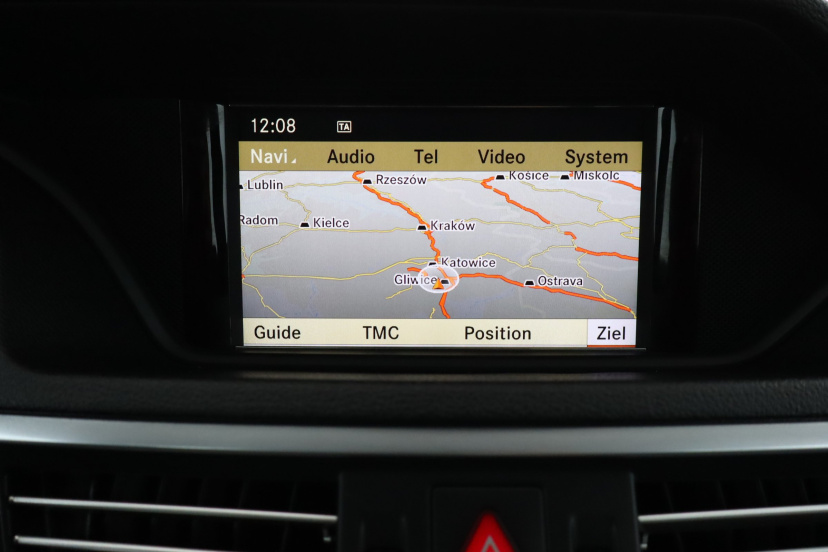 Mercedes-Benz E, 2010