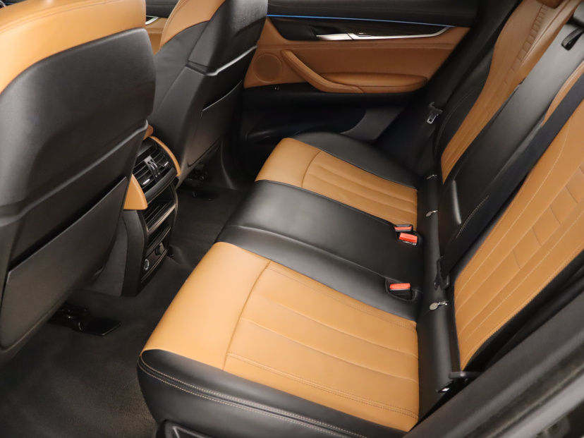 BMW X6, 2016