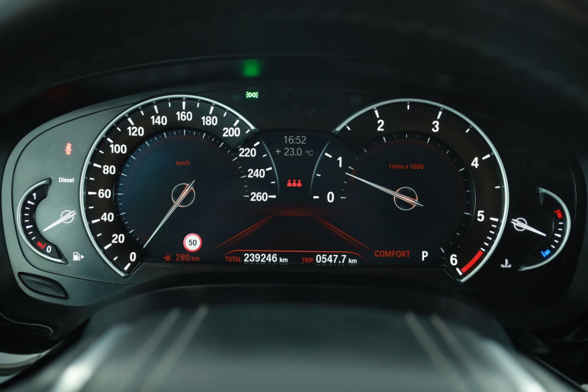 BMW 5, 2018