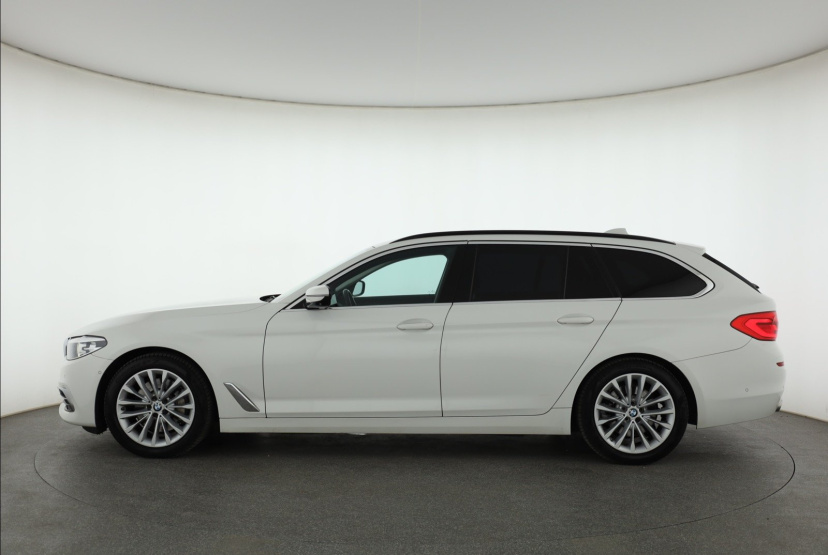 BMW 5, 2018