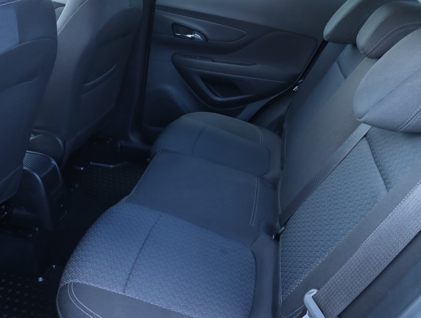 Opel Mokka, 2016
