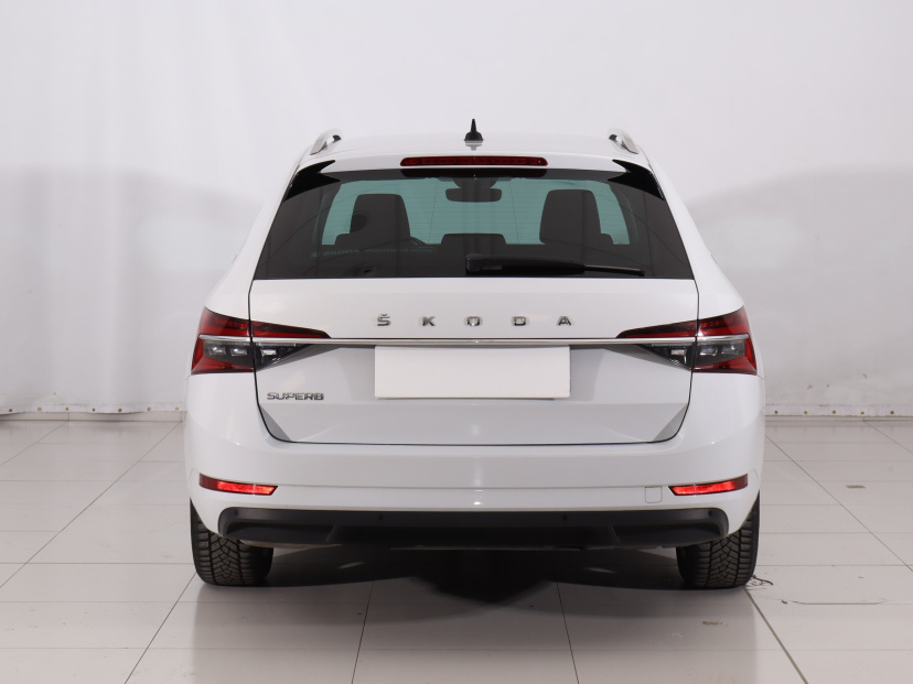Škoda Superb, 2021