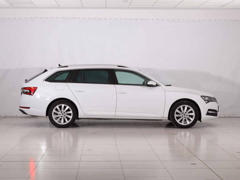 Škoda Superb, 2021