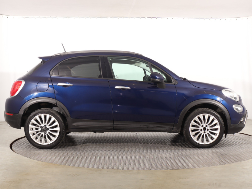Fiat 500X, 2016