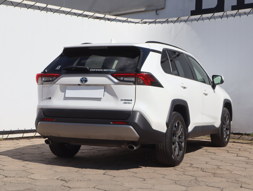 Toyota RAV 4, 2022