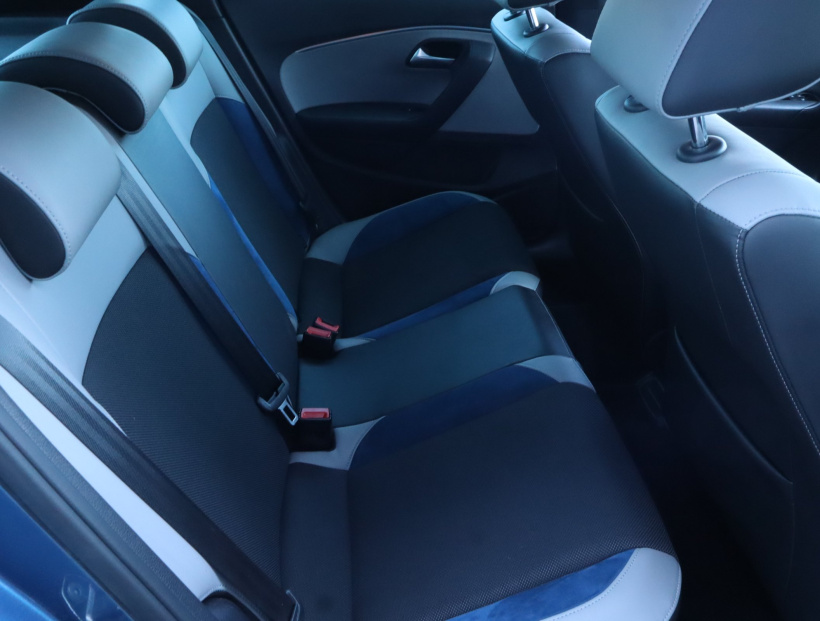 Volkswagen Polo, 2015