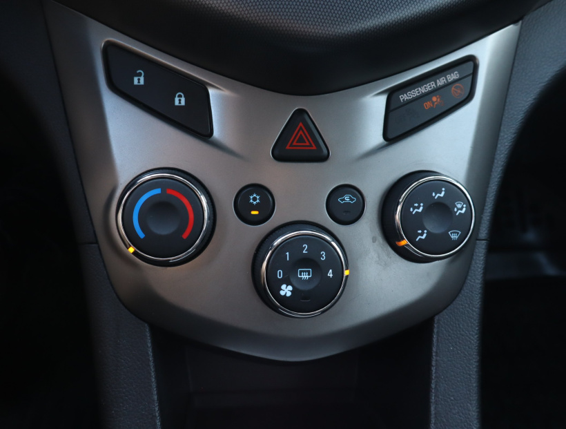 Chevrolet Aveo, 2012