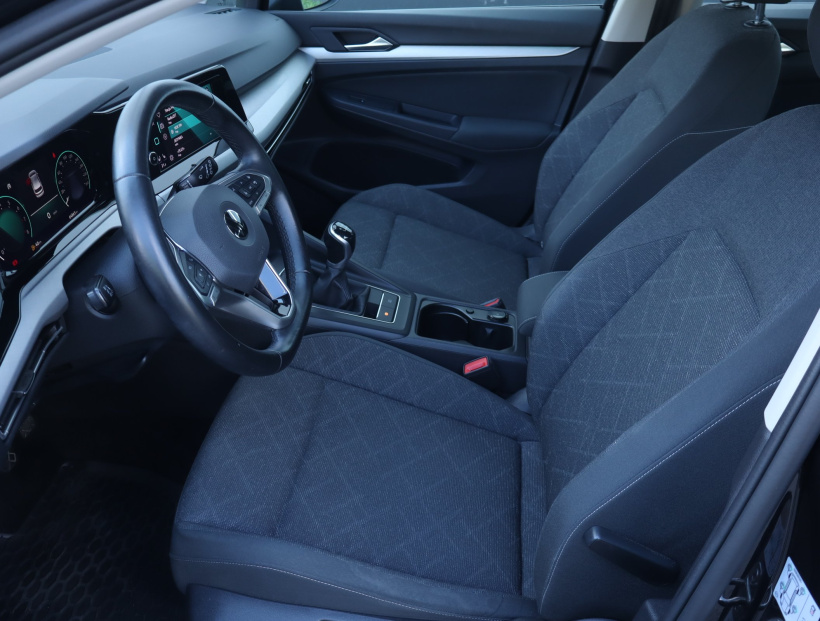 Volkswagen Golf, 2020