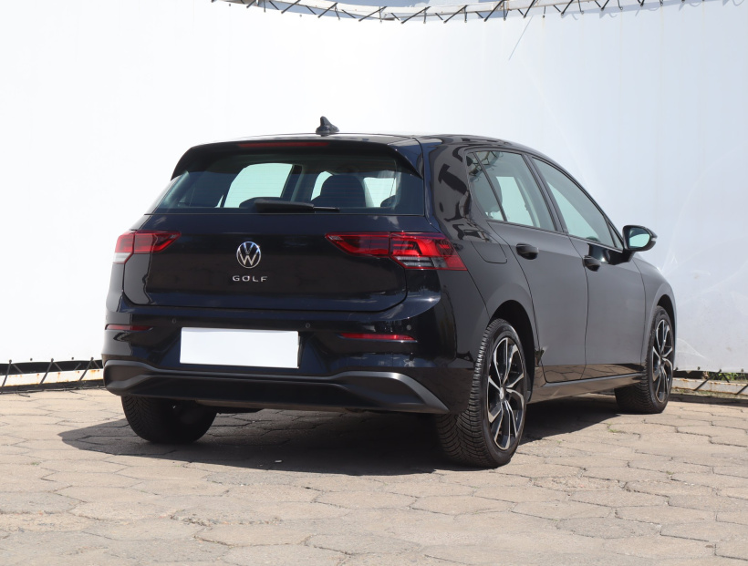 Volkswagen Golf, 2020