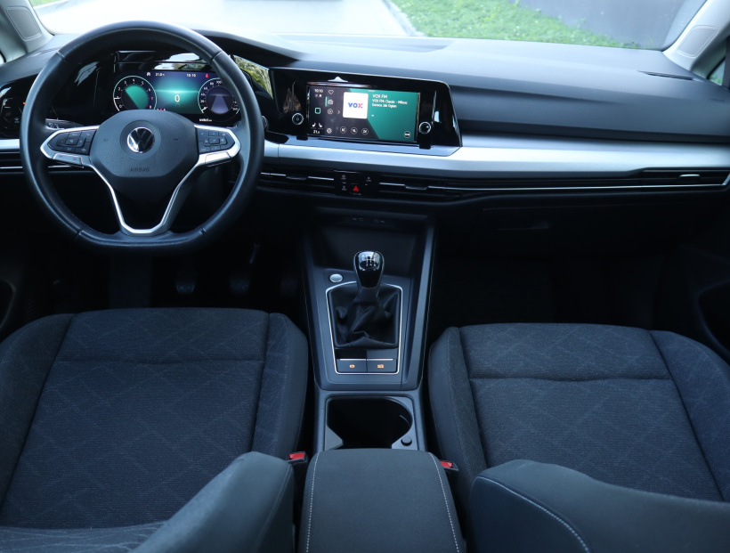 Volkswagen Golf, 2020