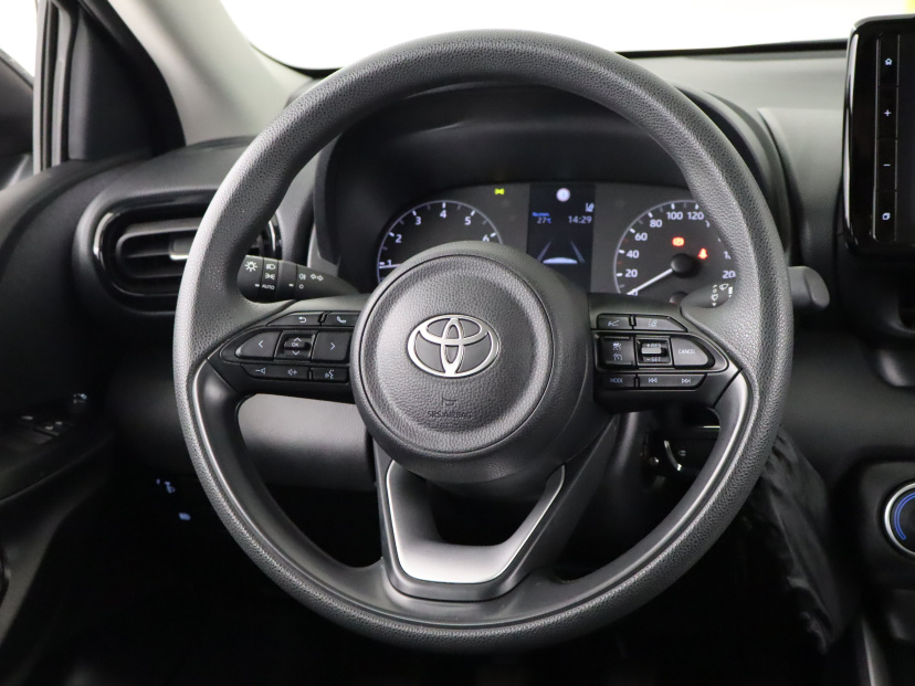 Toyota Yaris, 2024