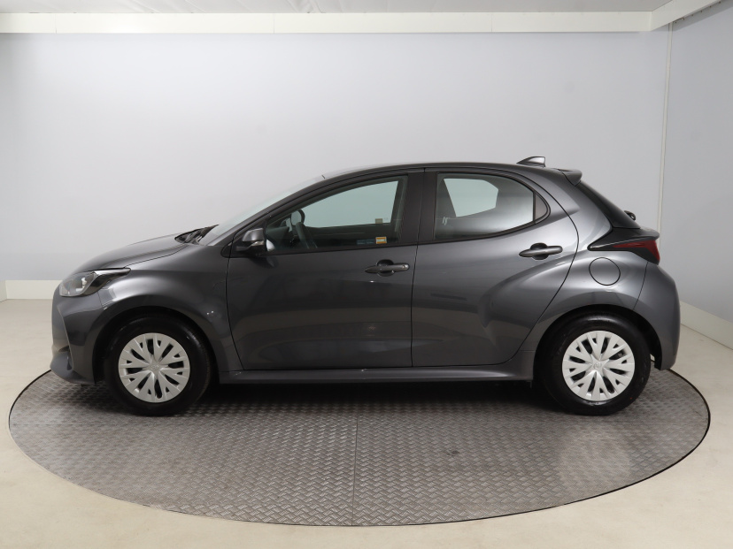 Toyota Yaris, 2024