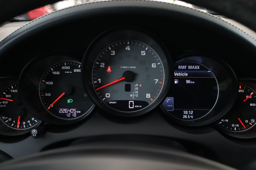 Porsche Cayenne, 2010
