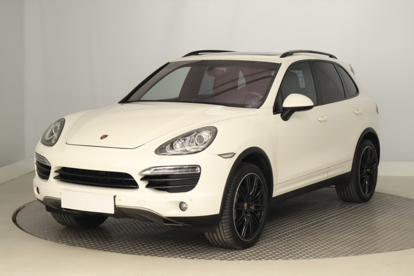 Porsche Cayenne, 2010