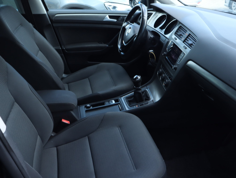 Volkswagen Golf, 2013