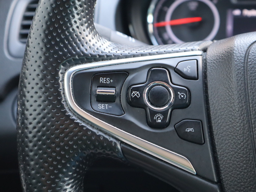Opel Insignia, 2015