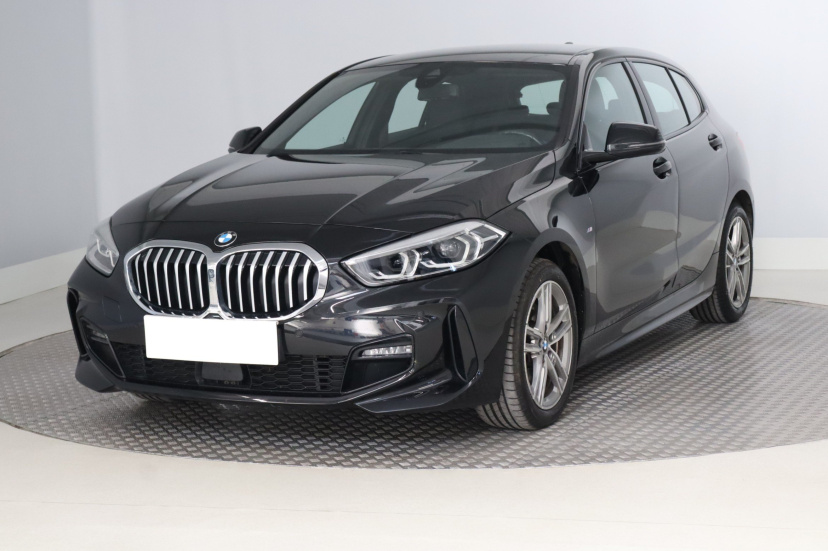 BMW 1, 2022