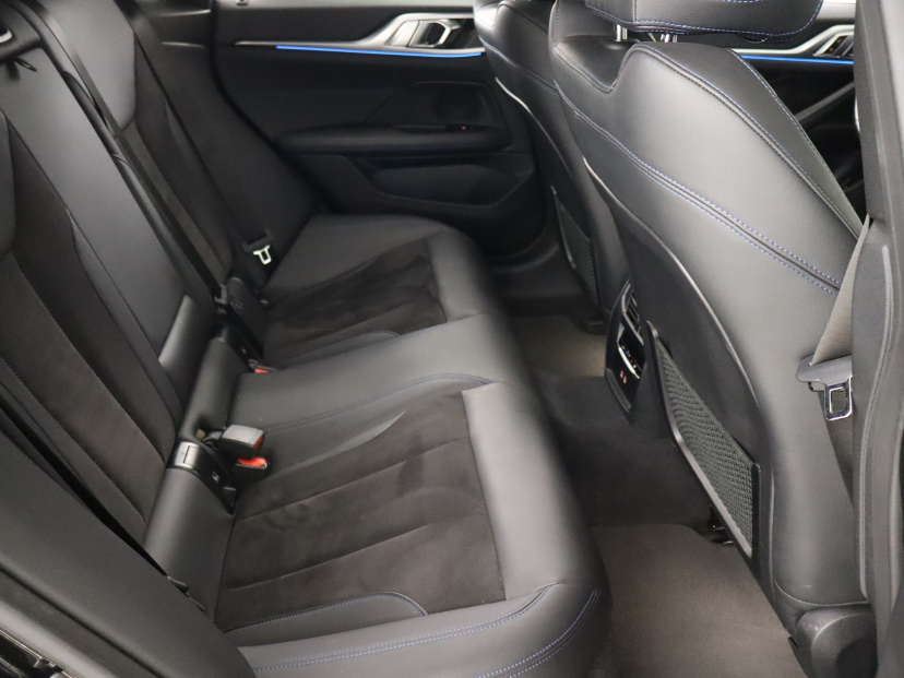 BMW i4, 2022