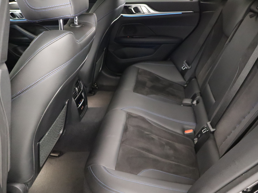 BMW i4, 2022