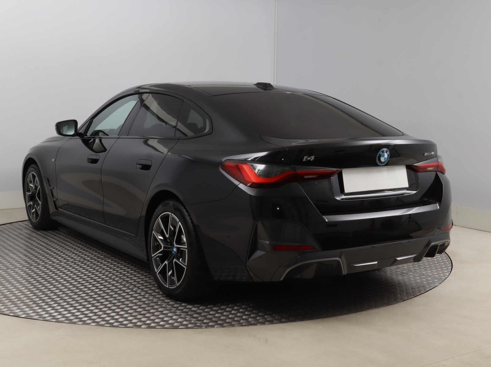 BMW i4 eDrive40, 2022 5