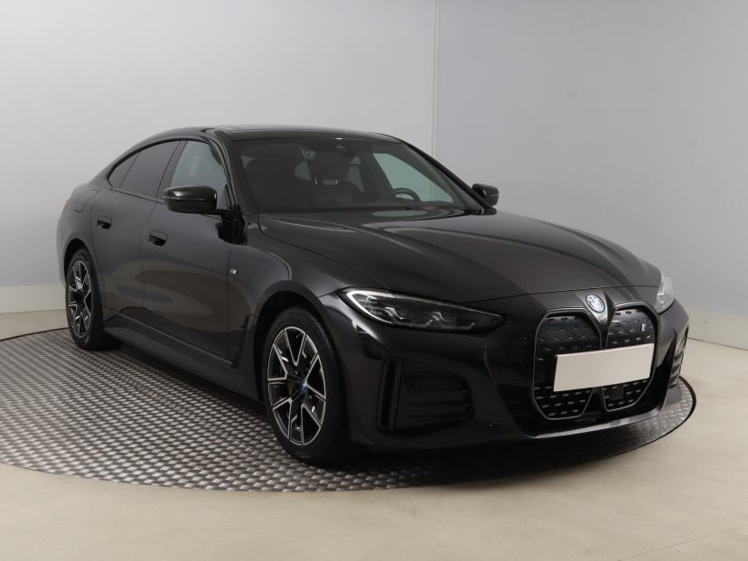 BMW i4, 2022