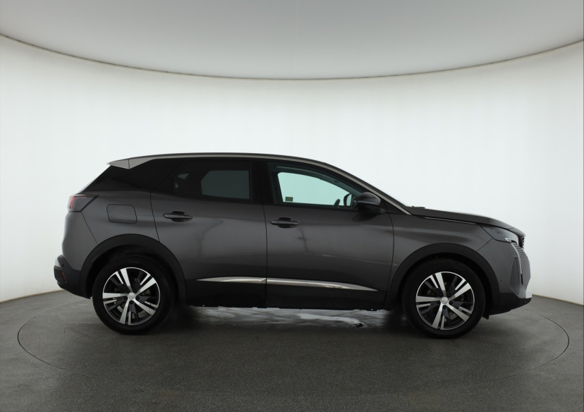 Peugeot 3008, 2022