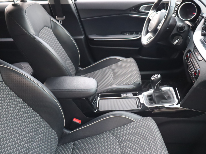 Kia Ceed, 2023