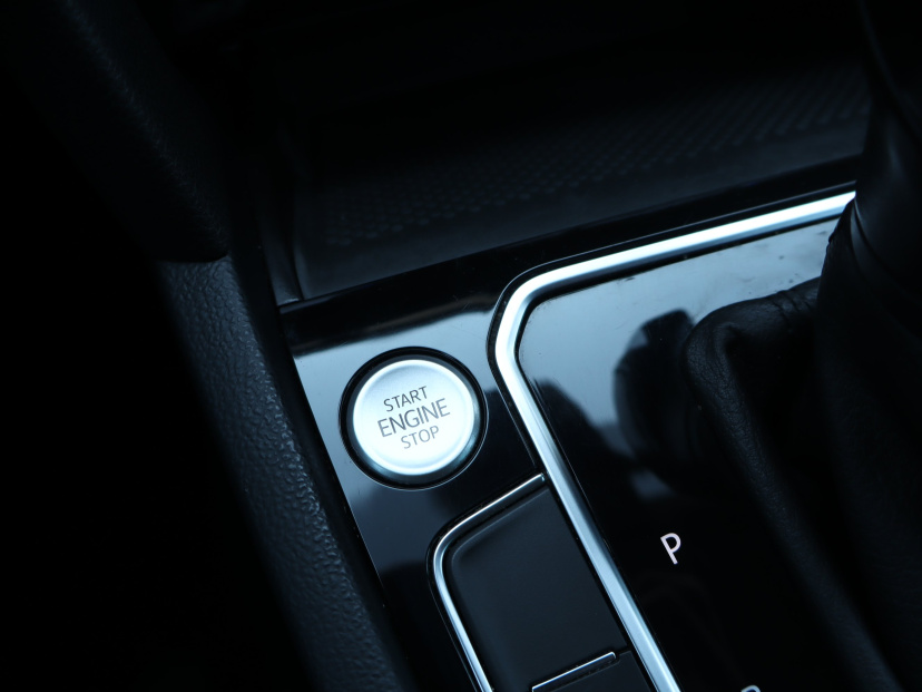 Volkswagen Passat, 2022