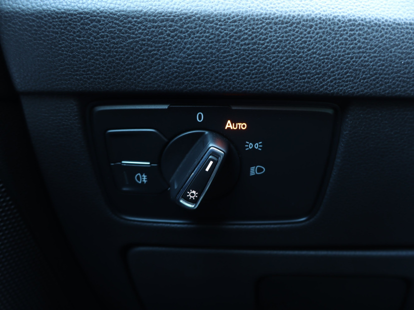 Volkswagen Passat, 2022