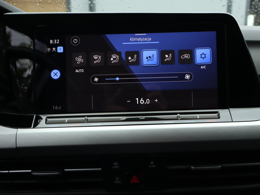 Volkswagen Golf, 2023