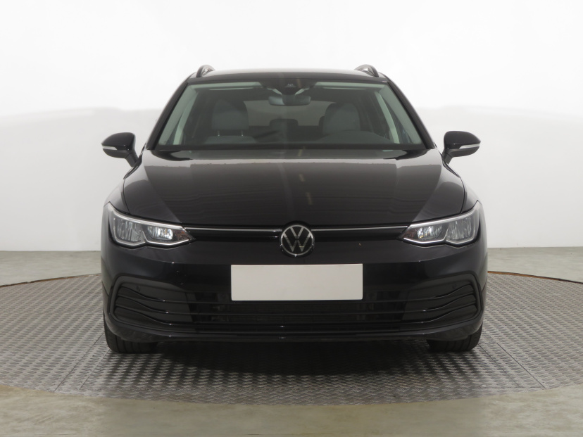 Volkswagen Golf, 2023