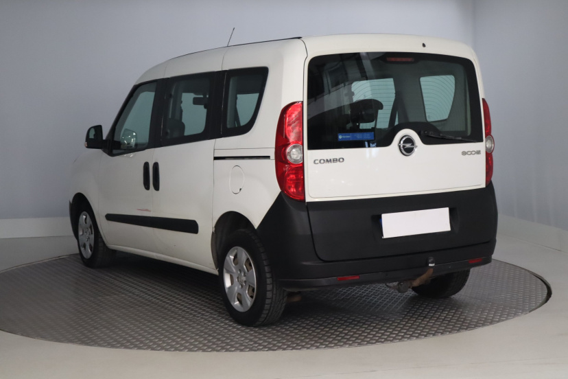 Opel Combo, 2015