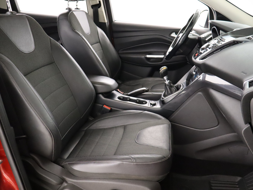Ford Kuga, 2015
