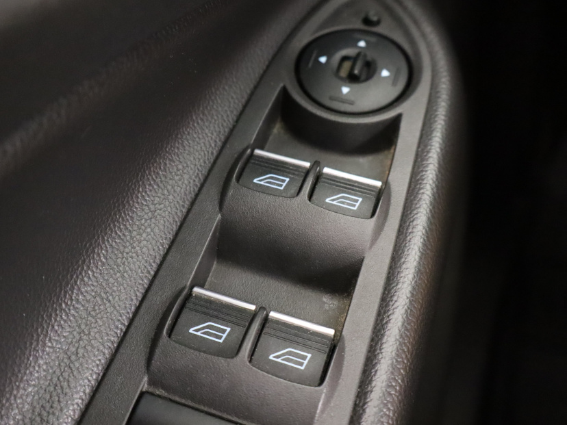 Ford Kuga, 2015