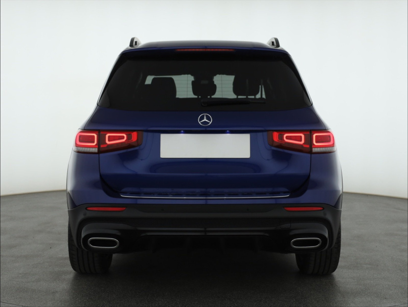 Mercedes-Benz GLB, 2021