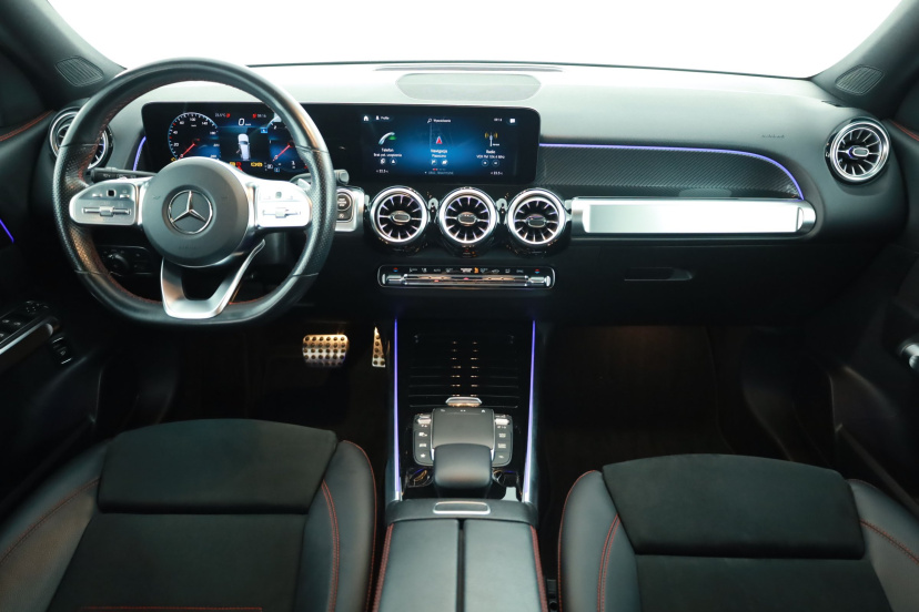 Mercedes-Benz GLB, 2021