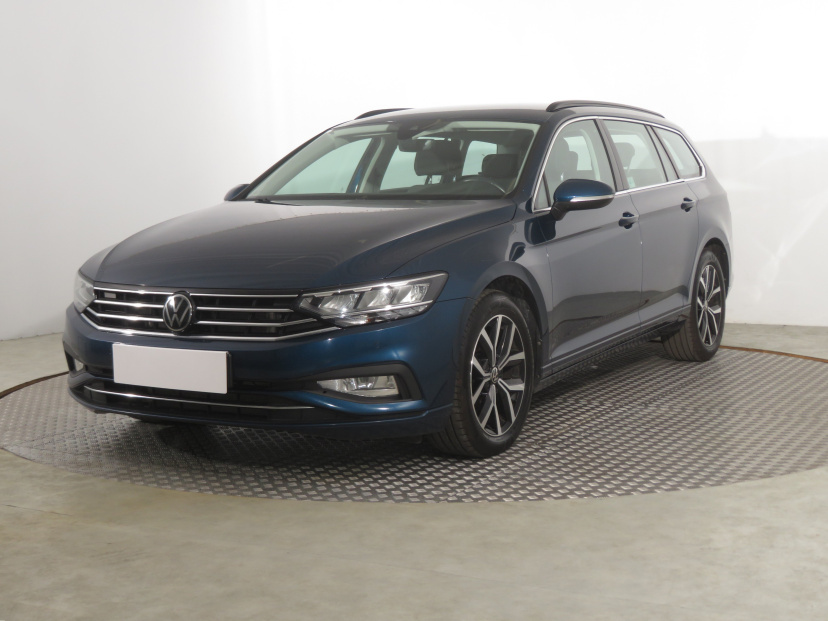 Volkswagen Passat, 2023