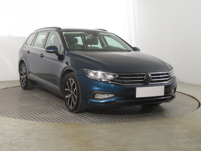 Volkswagen Passat, 2023