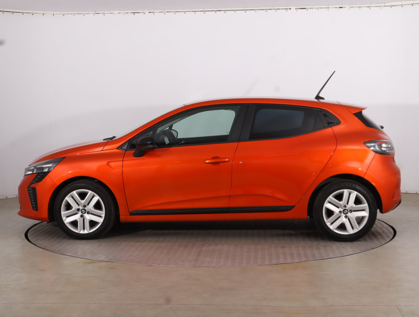 Renault Clio, 2024