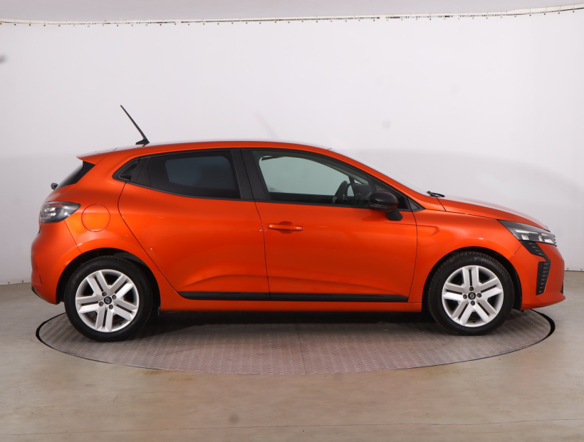 Renault Clio, 2024