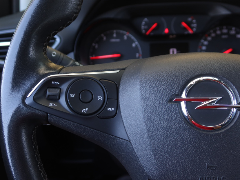 Opel Crossland, 2022