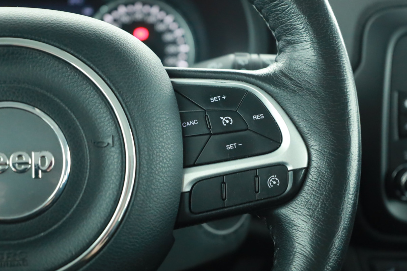 Jeep Renegade, 2016