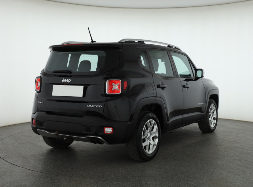 Jeep Renegade, 2016