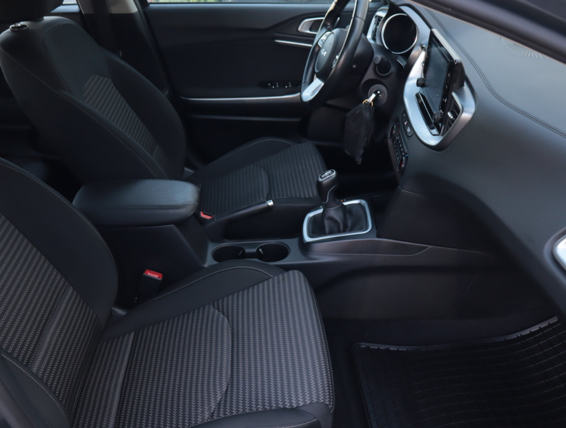 Kia Ceed, 2022