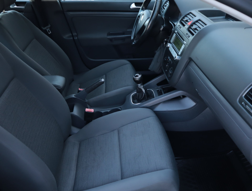 Volkswagen Golf, 2006